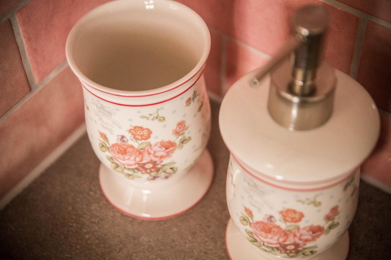 Gastenkamer Klein Geluk Brugge Buitenkant foto