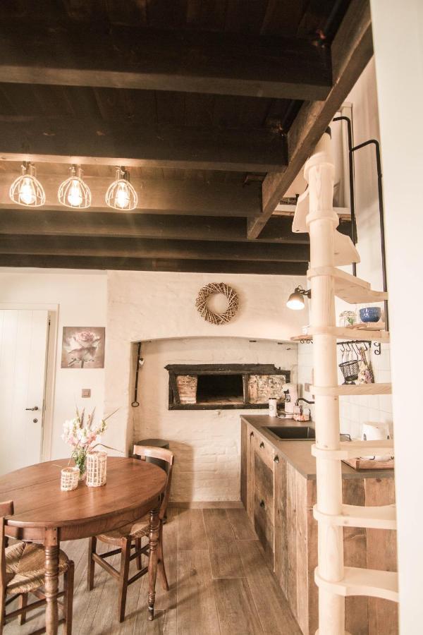 Gastenkamer Klein Geluk Brugge Buitenkant foto